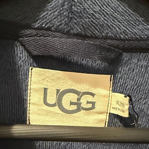 UGG Robinson Men's Navy and Light Blue Robe size XL/ XXL - Picture 5 of 14